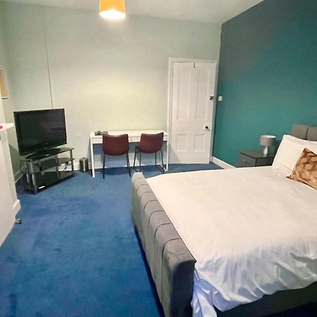 The Blue Piano Guesthouse Birmingham Bilik gambar