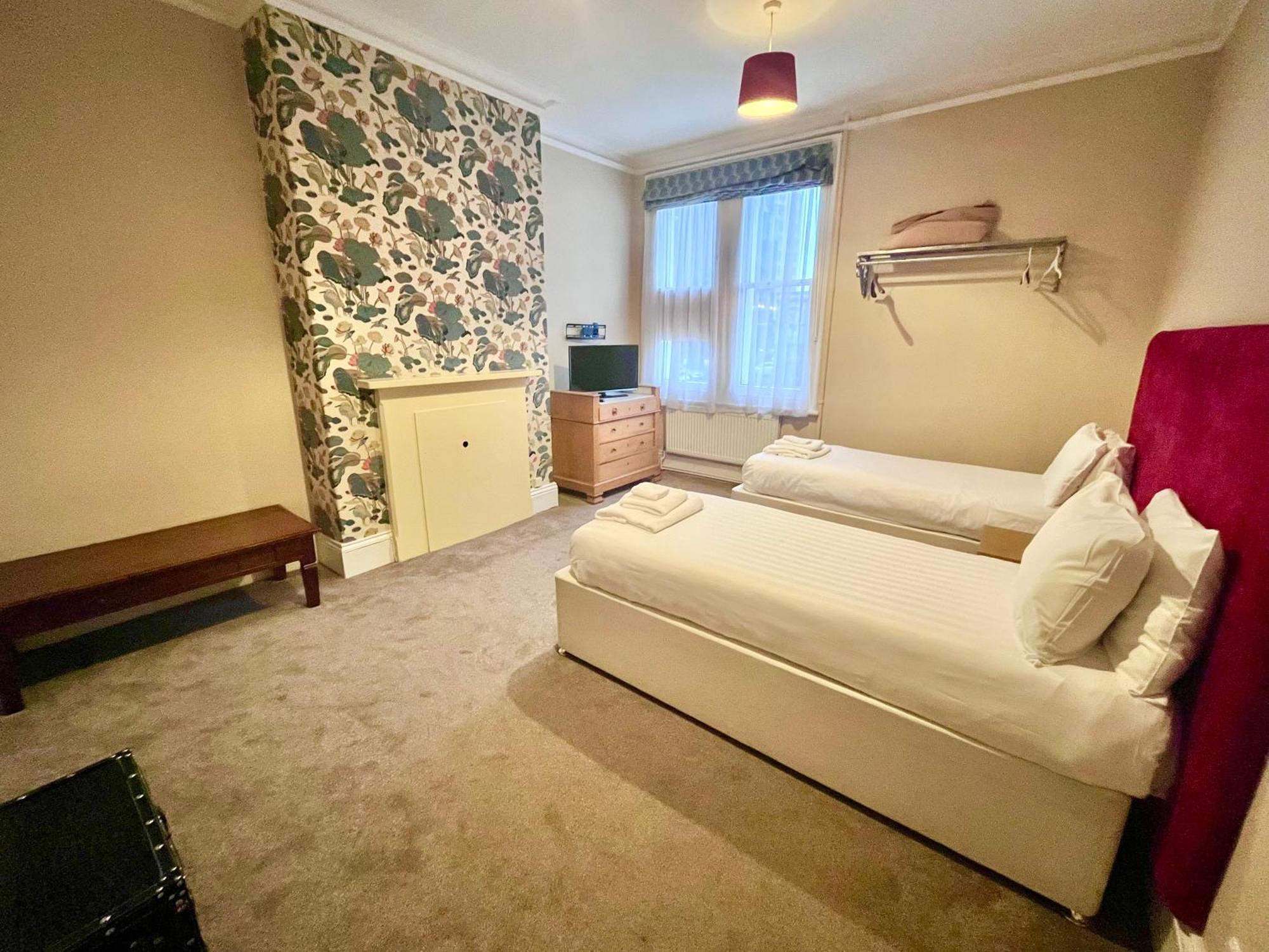 The Blue Piano Guesthouse Birmingham Bilik gambar